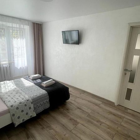 Нова 2Х Кімнатна В Центре Apartment Rivne Luaran gambar