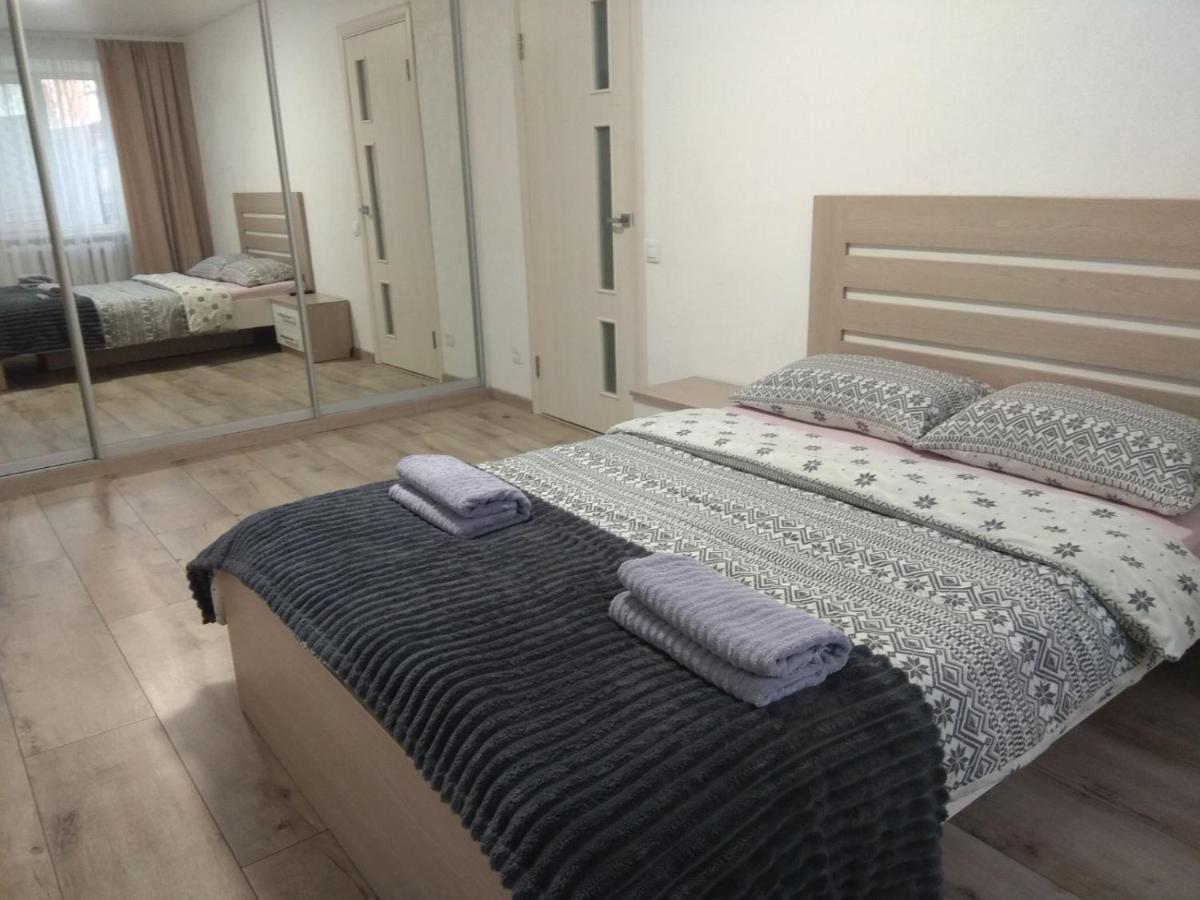 Нова 2Х Кімнатна В Центре Apartment Rivne Luaran gambar